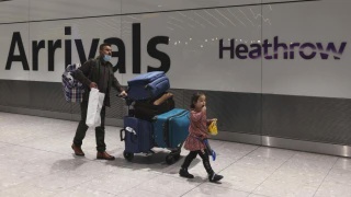 Image from: "Assalamualaikum, Nice To See You" - Mark Wahlberg Raih Pujian, Sempat Tegur Peminat Malaysia Sebelum Berlepas