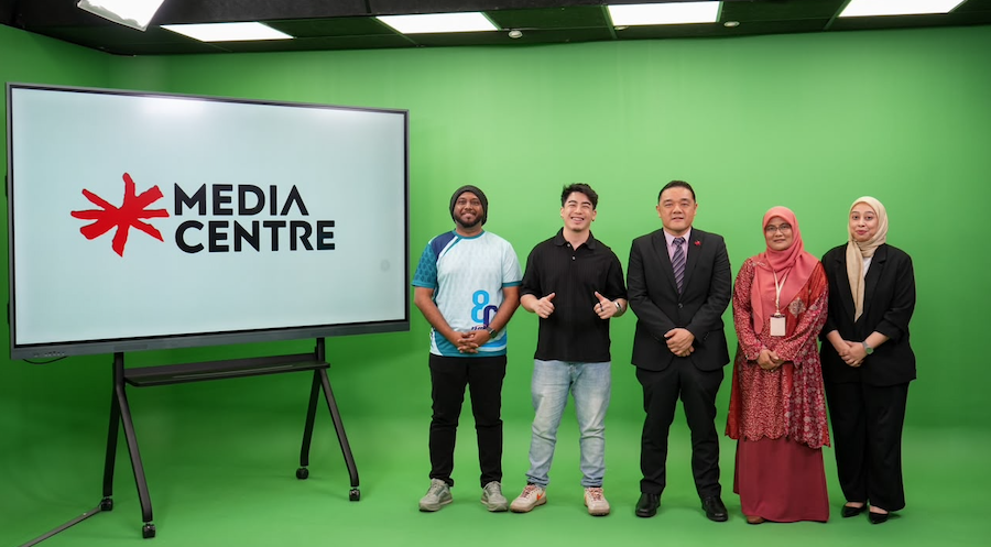 Image from: INTI Labur RM2 Juta Naik Taraf Pusat Media, Menyokong Program Komunikasi Massa