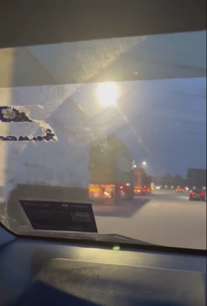 Image from: Ramai Tak Tahu, Ada Sebab Banyak Lori 'Parking Serentak' Di R&R