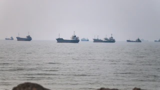 Image from: Mengapa Laut Mati Jadi Destinasi Impian Ramai? Boleh Terapung Tanpa Perlu Pandai Berenang
