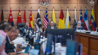 Image from: Agong Perkenan Lantik Lima Anggota Baharu Badan Pemantau Bebas SPRM