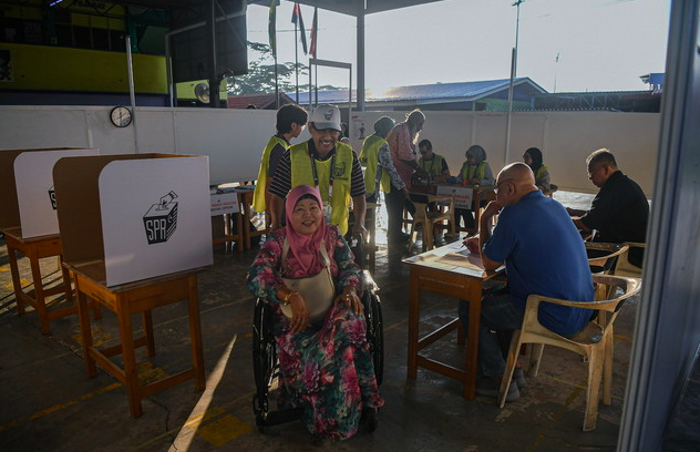 Image from: PRN Johor: Semangat Mengundi Warga Emas Terserlah Seawal Pagi