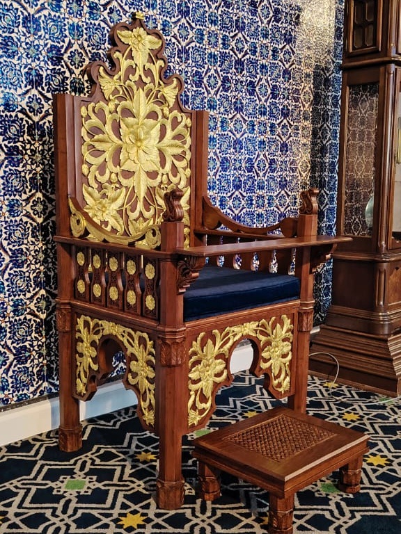 Image from: Berguru Dengan Tokoh Tersohor, Seni Ukiran Kayu Anak Besut Kini Bakal Jejak London