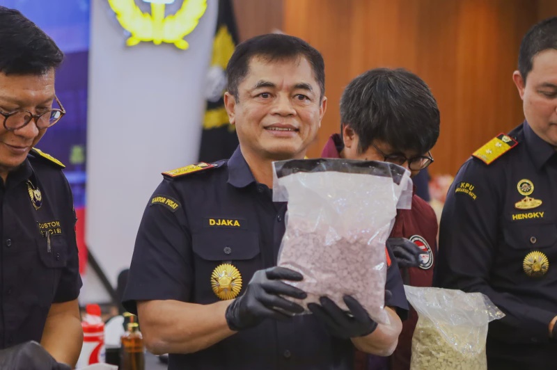 Image from: Juruterbang Malaysia Ditahan Di Jakarta Bersama Dadah Selepas Penerbangan Dari Kuala Lumpur