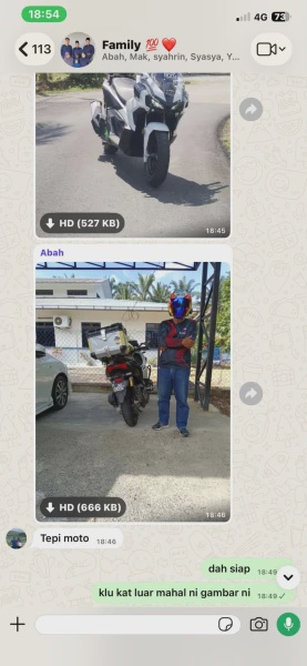 Image from: Bila Bapa Nak Ikut Trend Bergambar Dengan Motor, Reaksi Anak Cuit Hati Ramai