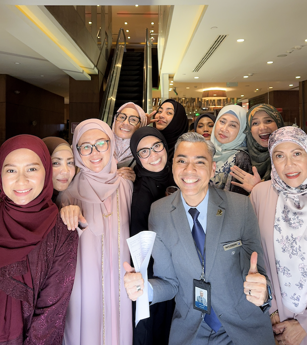 Image from: Coretan Rakan Hafeez Al-Bukhary Buat Ramai Sebak