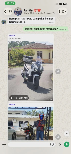 Image from: Bila Bapa Nak Ikut Trend Bergambar Dengan Motor, Reaksi Anak Cuit Hati Ramai