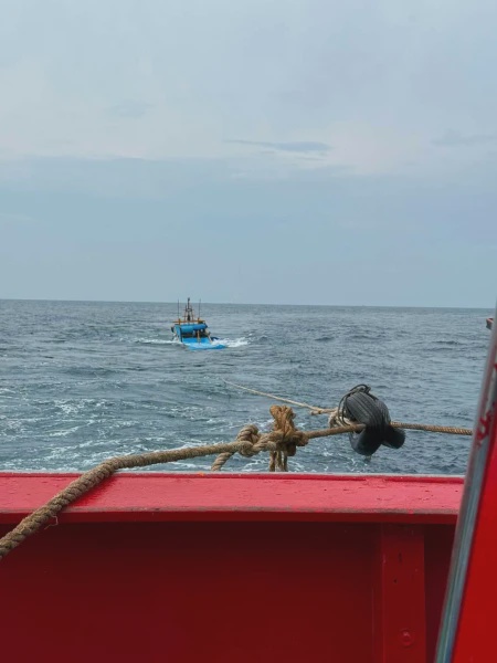 Image from: Sebak, Kisah Nelayan 'Bersatu' Selamatkan Bot Karam Di Dasar Laut