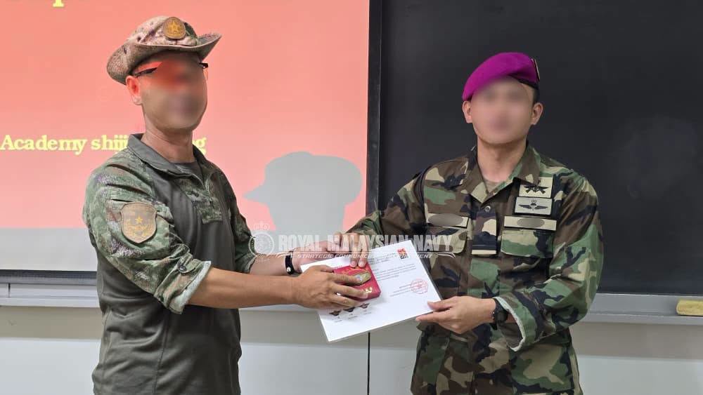 Image from: Hebat, Anggota Paskal Muncul Penuntut Terbaik Keseluruhan Kursus Sniper Di China