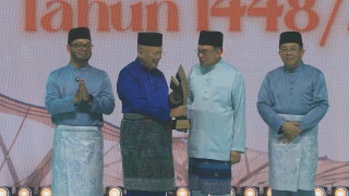 Image from: Maulidur Rasul Perak: Rahim Razali Dianugerahkan Tokoh Zaid Bin Thabit