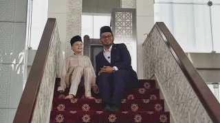 Image from: 524 Projek Bilik Darjah Tambahan Bernilai RM668 Juta Dilaksana Seluruh Dunia - Ahmad Maslan