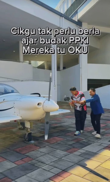 Image from: Guru Bimbing Murid PPKI Hasil Video Ala-Ala 'Transformers', Bakatnya Bikin Ramai Kagum