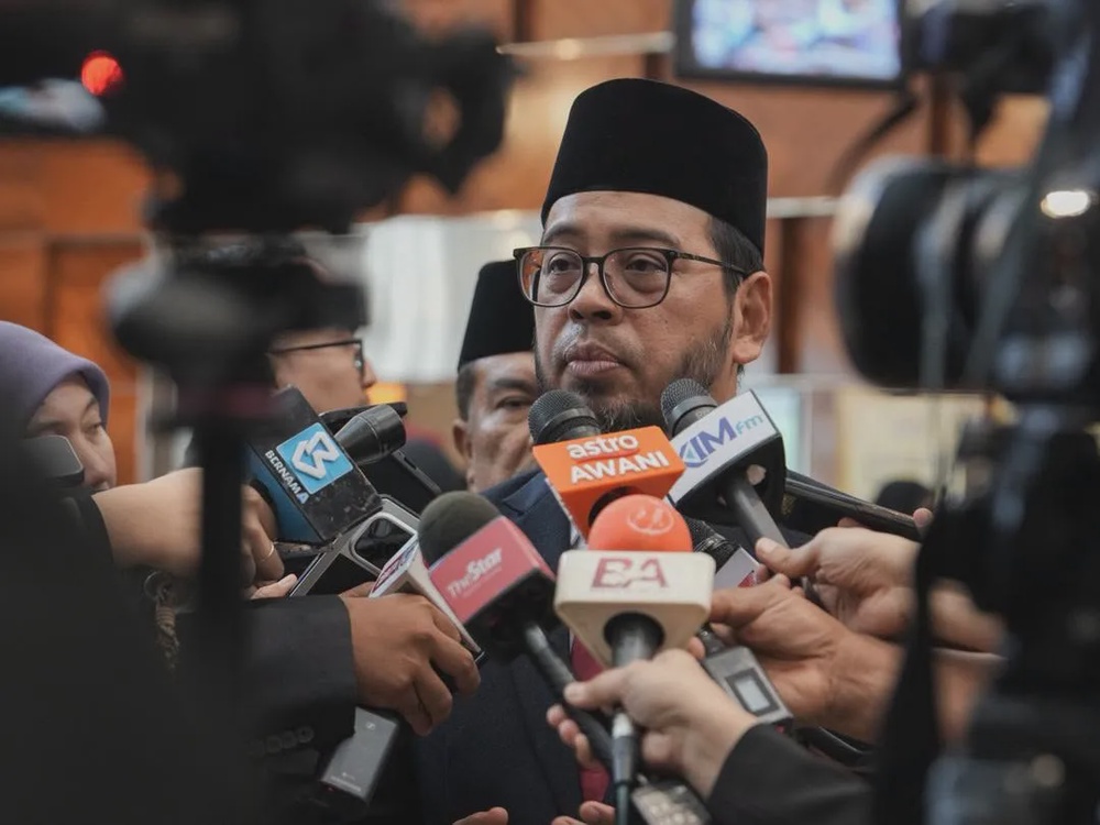 Image from: Kenali Latar Belakang Dr Zulkifli Hasan, Menteri Di Jabatan Perdana Menteri (Hal Ehwal Agama)