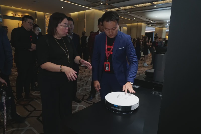 Image from: PerySmith Perkenal Vakum Tiub Ultra-Langsing Pertama Malaysia