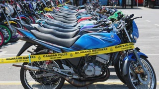 Image from: Polis Serah Semula 222 Motosikal Disita Kepada Peserta RXZ Members 8.0