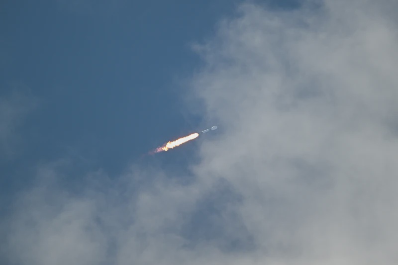 Image from: Bahagian Roket SpaceX Dipercayai Hentam Permukaan Bulan, Dijangka Membentuk Kawah