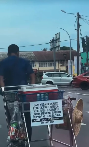 Image from: Kekurangan Bukan Penghalang, Pakcik OKU Penglihatan Tetap Tabah Mencari Rezeki