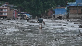 Image from: Banjir Nepal: Dua Pegawai Bomba Antara Rakyat Malaysia Masih Gagal Dihubungi