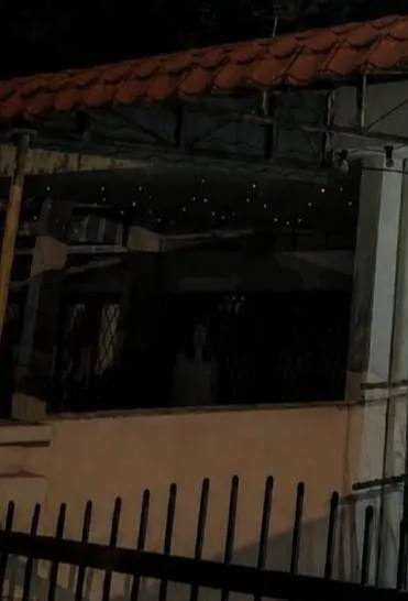 Image from: Niat Nak Tangkap Gambar Bulan, Individu ‘Tersnap’ Sosok Putih Yang Memerhati