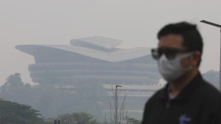 Image from: Indonesia Rekod 1,437 Titik Panas, Jerebu Rentas Sempadan Merebak