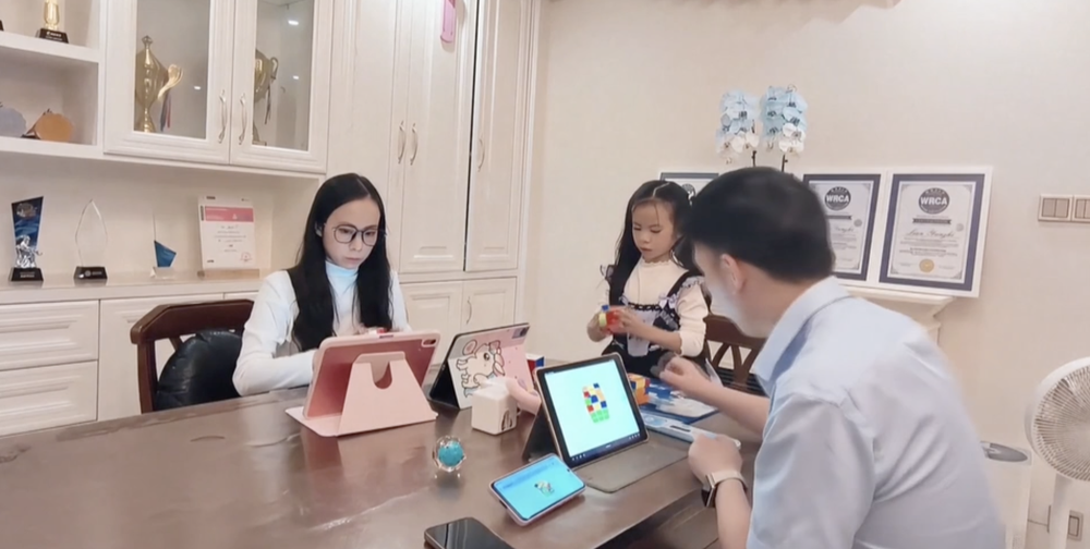 Image from: Baru Enam Tahun, Kanak-Kanak Ini Pecah Rekod Dunia Kiub Rubik