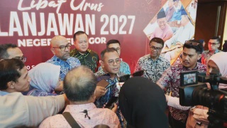 Image from: Dua Lelaki Ditahan Bantu Siasatan Kes "Uji Kelajuan" Kereta Di Jambatan Putra