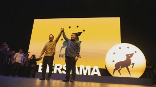 Image from: Jangan Hasilkan Karya Demi Keuntungan Hingga Ketepikan Maruah Bangsa Dan Agama - Dr Mohd Izhar Ariff