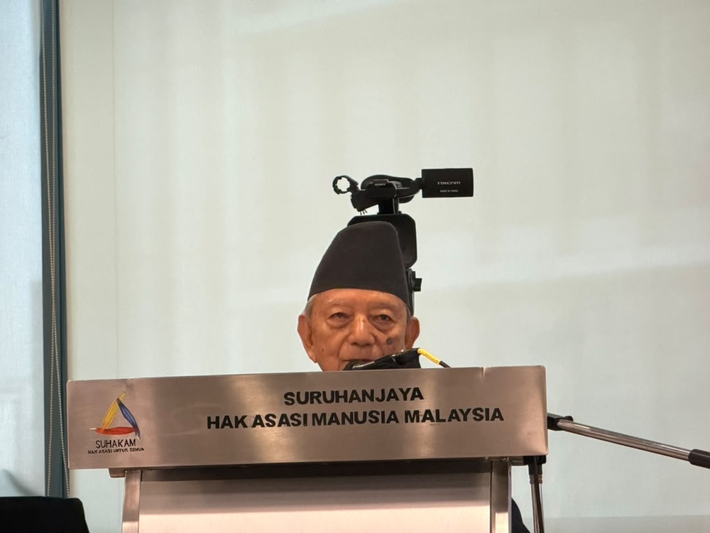 Image from: NHRCN Mahu Hak Pekerja Migran Nepal Di Malaysia Terus Dilindungi Menerusi Kerjasama SUHAKAM