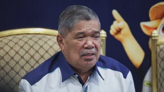 Image from: Isu Kelewatan Bekalan Baja: SPRM Rakam Keterangan Mohamad Sabu, KSU