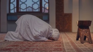 Image from: 16 Maut, 28 Cedera Bas Terbalik Di Sinai Selatan, Mesir