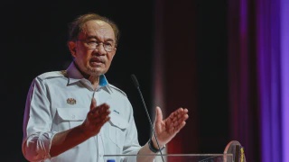 Image from: Belanjawan 2027: Kerajaan Akan Umum Langkah Tegas Pastikan Gaji Yang Adil - Anwar