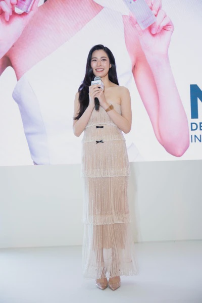 Eucerin Kwong Ling Ling