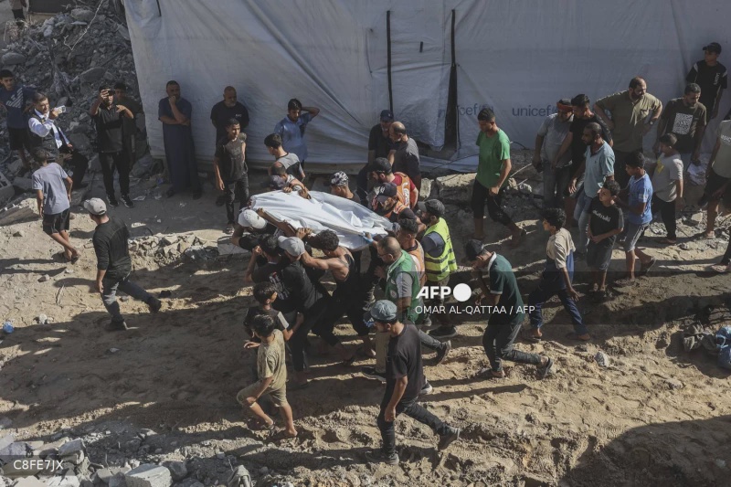 Image from: Bangunan Pangsapuri Runtuh Di Gaza, 20 Maut & Puluhan Masih Hilang