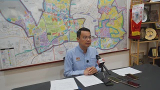 Image from: Lee Chean Chung Tidak Pernah Hadir Mesyuarat, Kongres PKR - Anwar