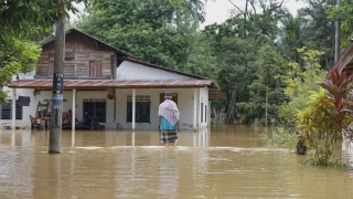 Image from: Negara Lain Dah Mula Simpan Bekalan Kecemasan, Rakyat Malaysia Pun Perlu Ke?