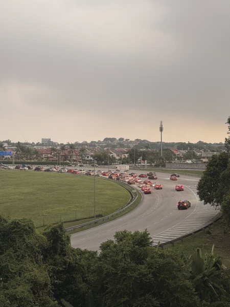 Image from: "Setiap Kali Lalu Jalan Ni Rasa Macam Masuk Sepang" - Jawapan Luar Kotak 'Sifu-Sifu' Bikin Geli Hati