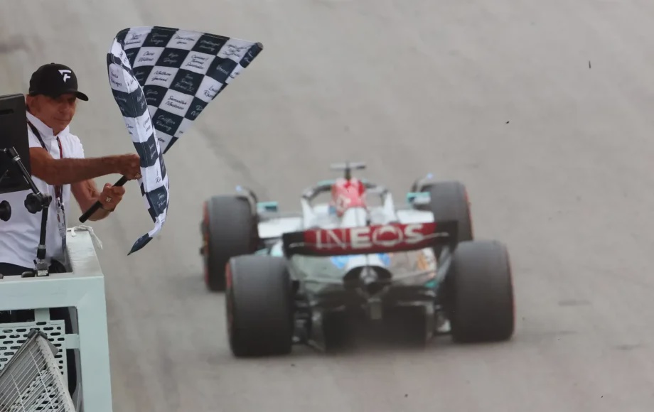Image from: PM Anwar Beri Bayangan F1 Kembali Ke Malaysia