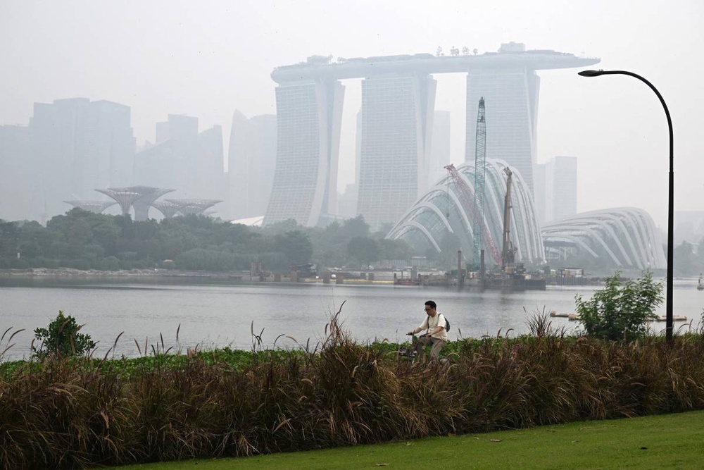 Image from: Kualiti Udara Merosot, Singapura Aktifkan Subsidi Rawatan Jerebu Buat Rakyatnya