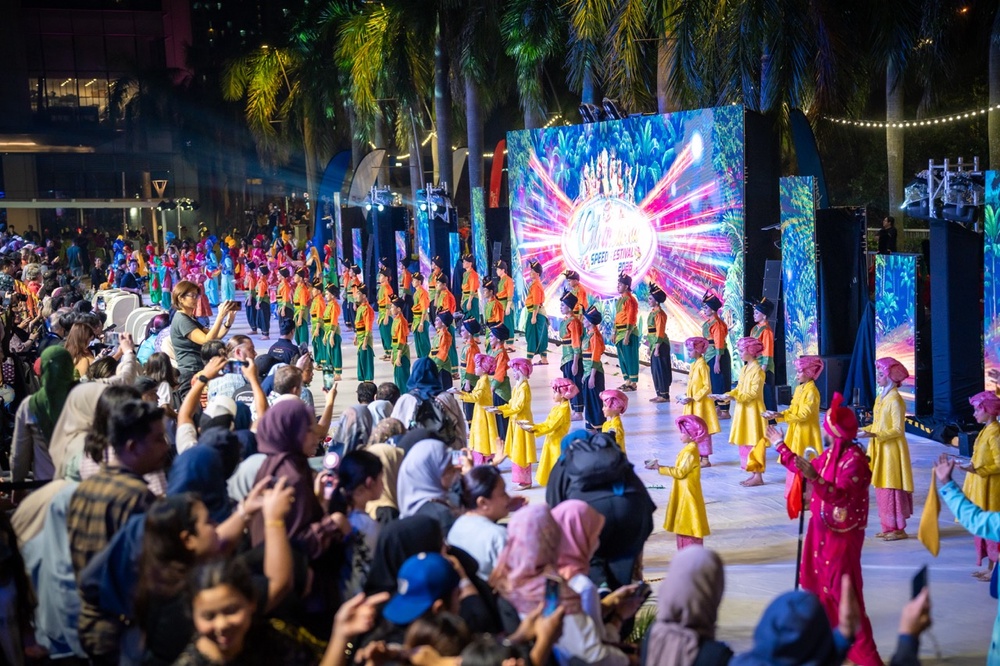 Image from: 1,500 Penari Serlah Kepelbagaian Budaya Malaysia Dalam Colours Of Parade 2026