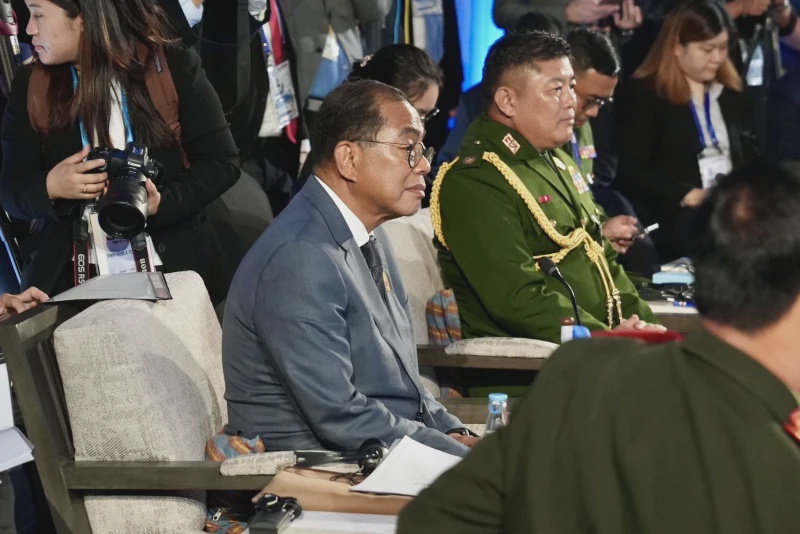 Image from: Setiausaha Perang AS Nantikan Kunjungan Khaled Nordin Ke Pentagon Tahun Depan