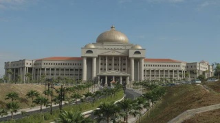 Image from: “Dah Lama Tak Jumpa, Dah Lah Besar 24cm” - Cacing Ditemui Dalam Sampel Najis Pesakit