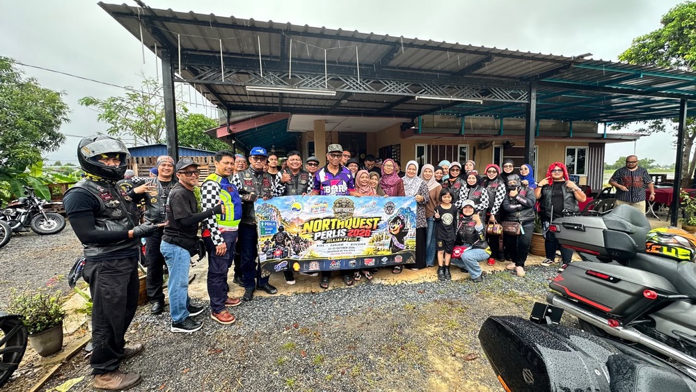 Image from: Bukan Sekadar Konvoi, RMC NorthQuest Perlis Bantu Rancakkan Ekonomi Setempat