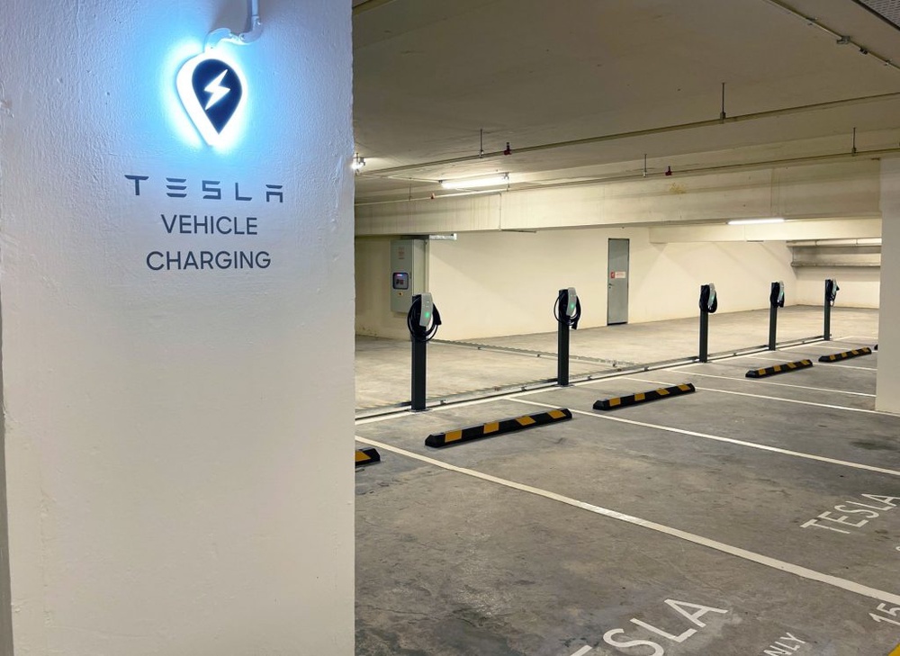 Tesla Destination Charging - Sunway Putra Mall
