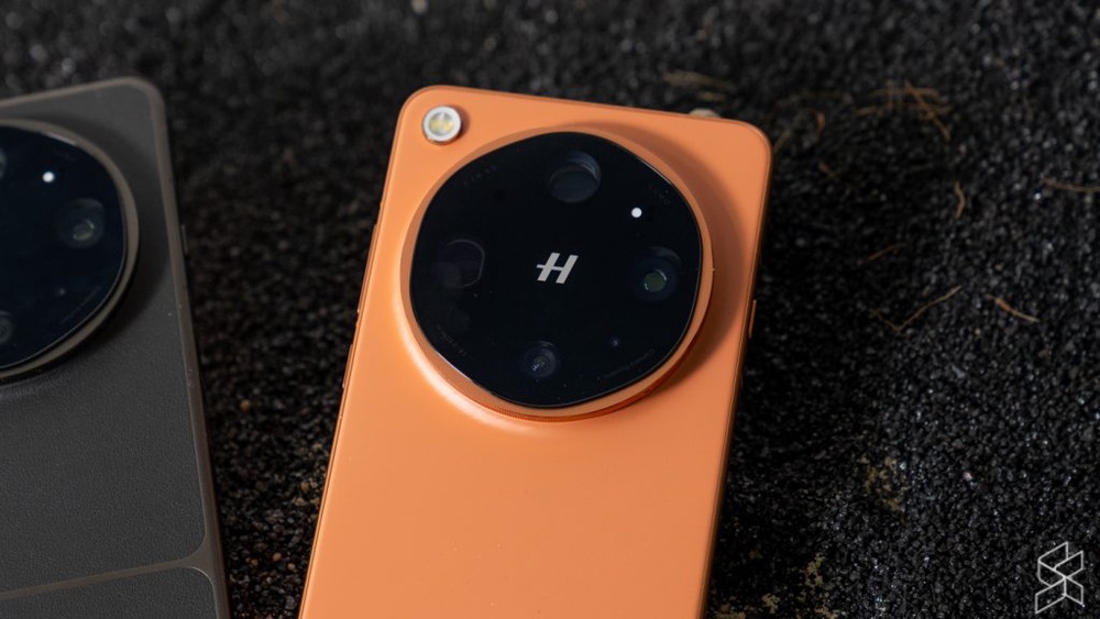 Image from: Oppo Find X9 Ultra launched in Malaysia: Quad-Hasselblad camera, industry’s first 50MP 10x telephoto, priced from RM6,799