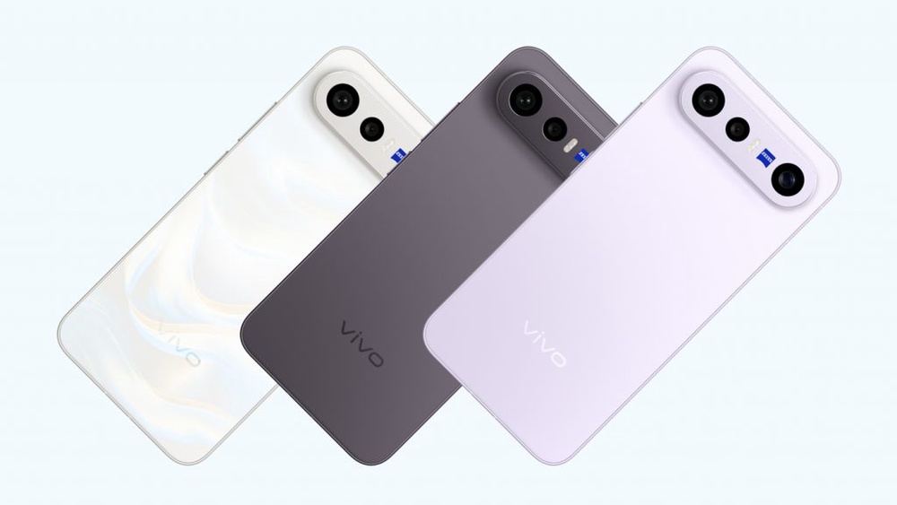 Image from: Vivo X300 Ultra & X300 FE launched in Malaysia with telephoto extender lens, priced from RM3,299