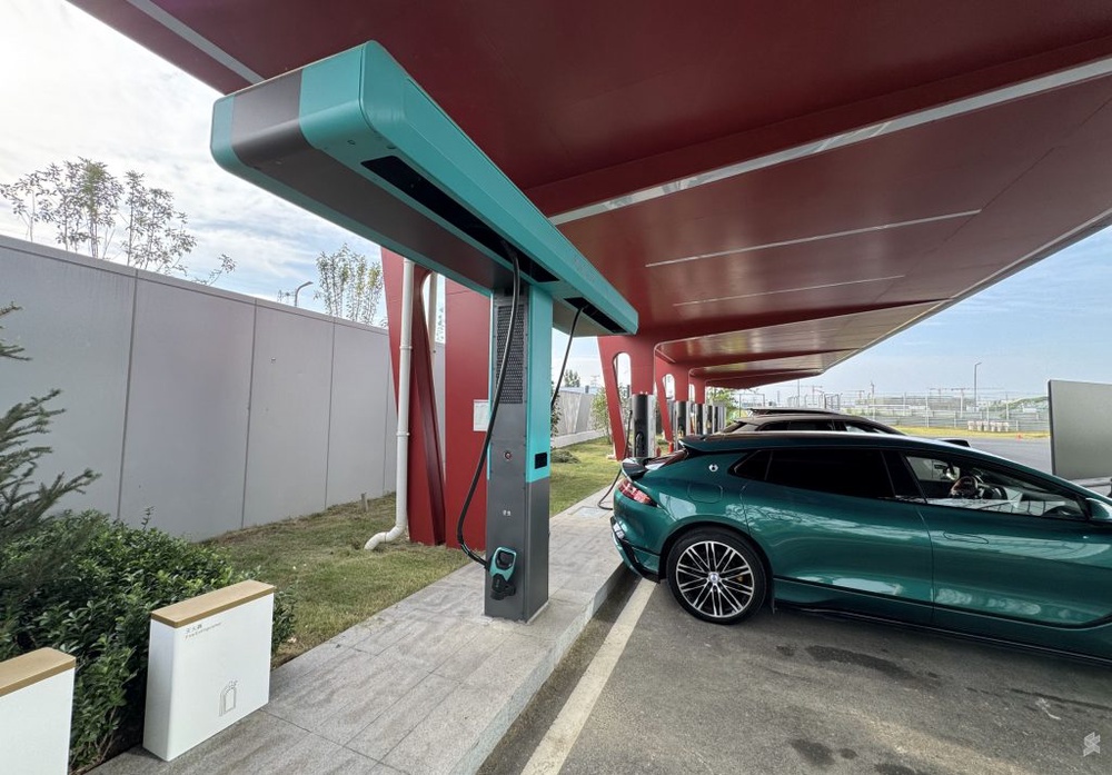 Image from: Denza Z9 GT now in Malaysia for RM359k: Luxury sports EV with 600km of range