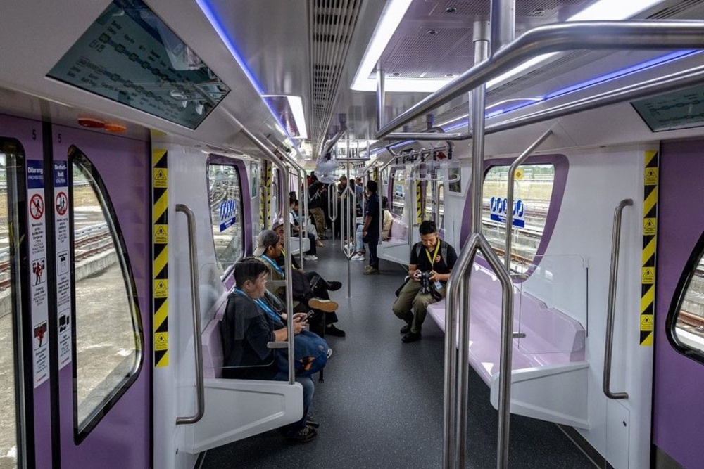 Image from: LRT3 Shah Alam Line now open: Free rides and parking until 31 July, here’s what first-time commuters need to know