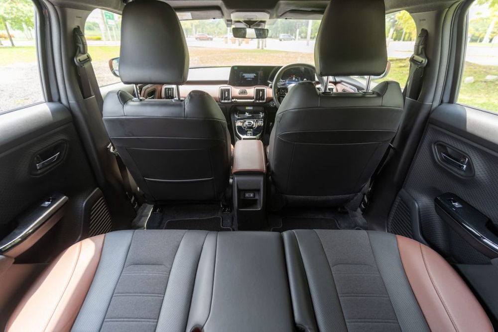 Image from: Suzuki e Vitara is now in Malaysia: Priced slightly lower than Toyota Urban Cruiser