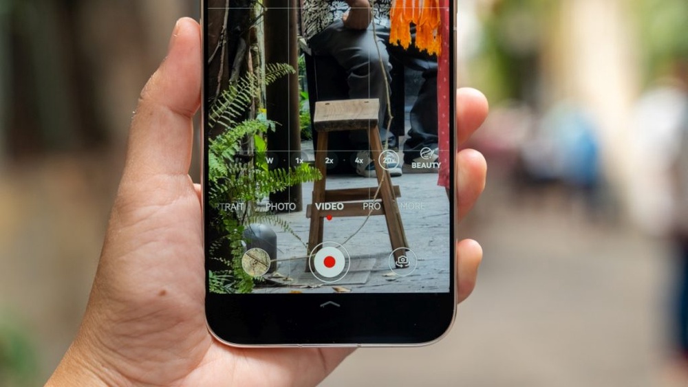 Image from: HUAWEI Pura 90s Series: Elevating How You See, Create, and Stay Connected