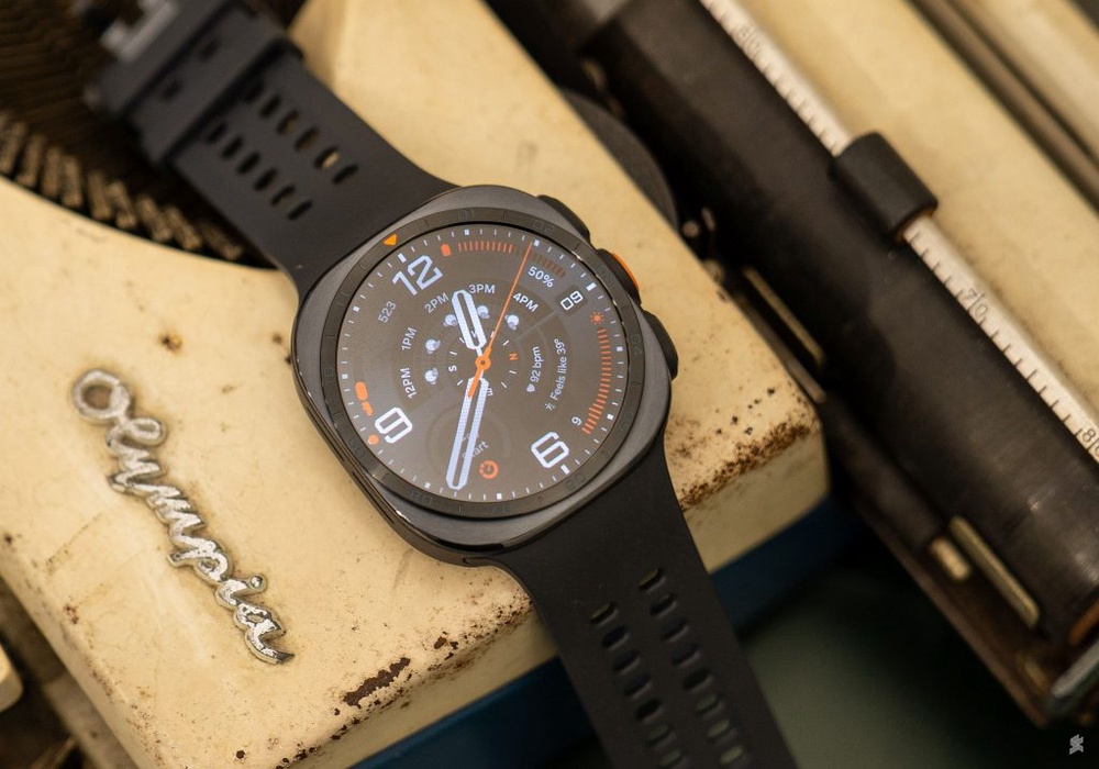 Image from: Samsung Galaxy Watch Ultra 2 and Watch 9 arrive in Malaysia: Snapdragon Wear Elite, brighter displays and AI health features